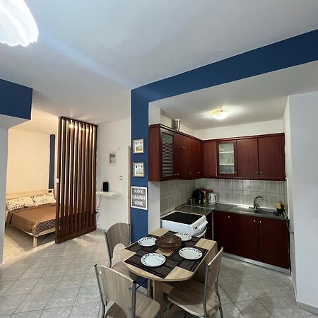 Apartament Dimitris Flat Neo Epivates Zewnętrze zdjęcie