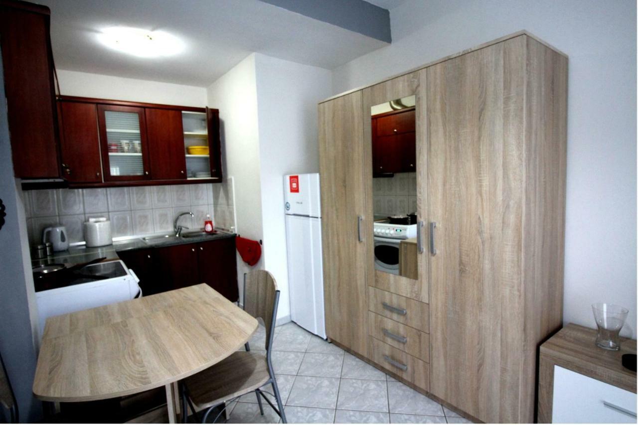 Apartament Dimitris Flat Neo Epivates Zewnętrze zdjęcie